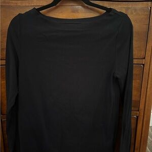GAP Black Long Sleeve Women's Tee